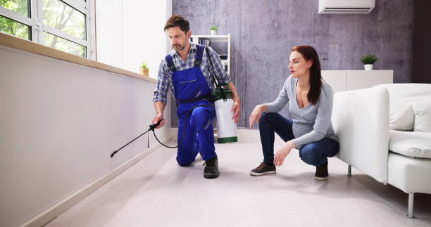 Best Pest Control for Multi-Family Homes  in Somerset, WI